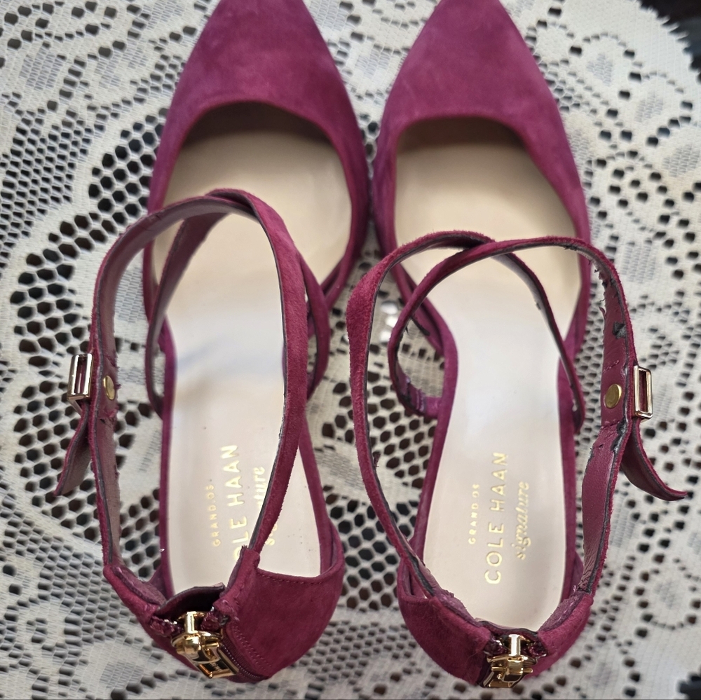 Cole Haan Juliana Burgandy Suede Strappy Pointed Toe Pumps Gold Details size 6B - Picture 4 of 9